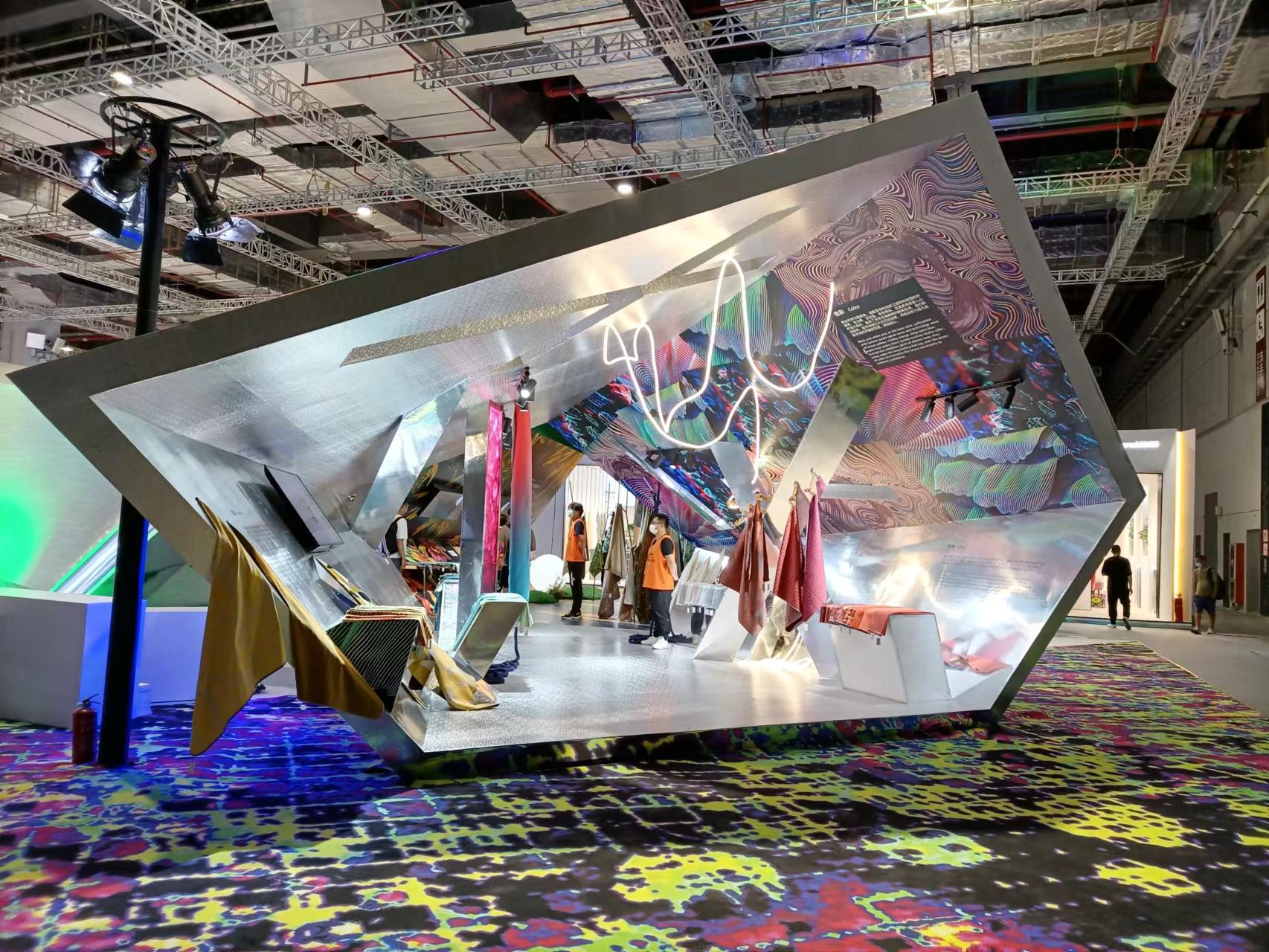 武漢展臺設(shè)計(jì) 長沙展臺搭建 濟(jì)南展覽設(shè)計(jì)公司 青島會展公司 展廳設(shè)計(jì)施工